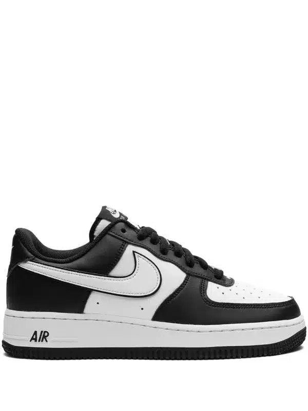 Air Force 1 Low “Panda”